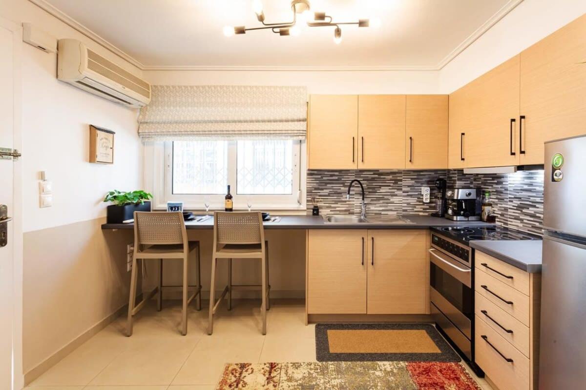 Kalamata Lime Studio - Cozy Gem With Private Parking Exteriör bild